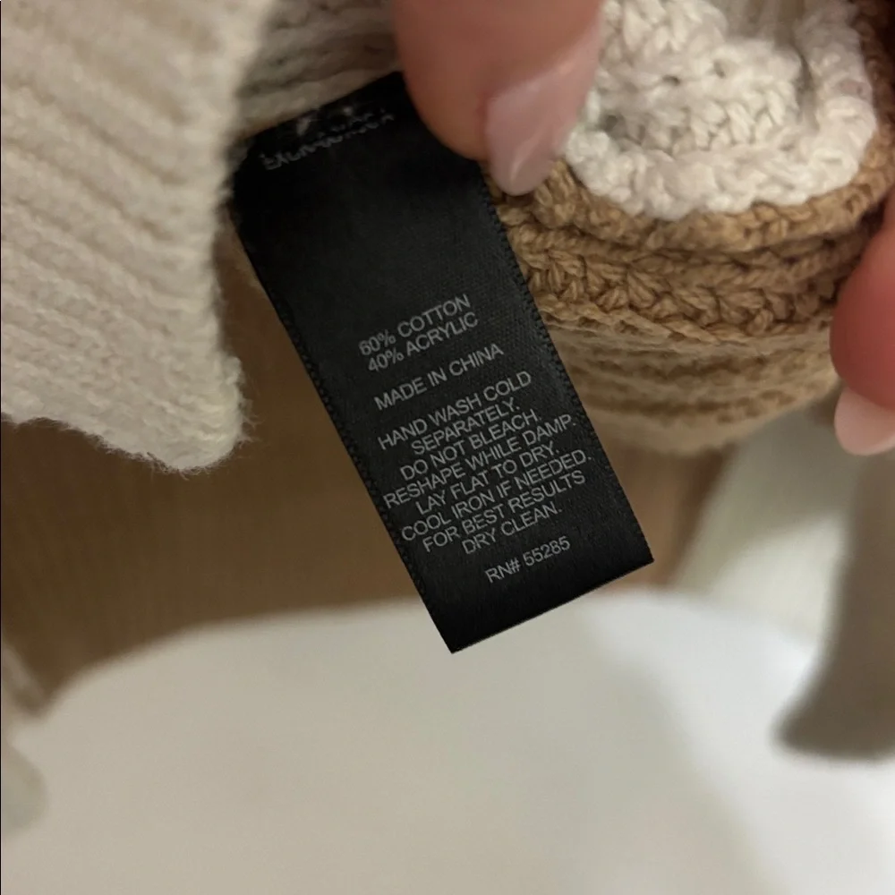 Express Colorblock Sweater - Picture 5 of 5